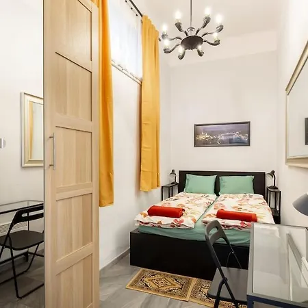 Apartament Kz10e Paola On Kazinczy Utca